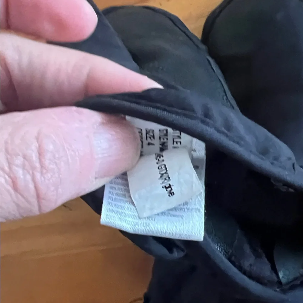 GORE-TEX Black Waterproof Ski Mittens